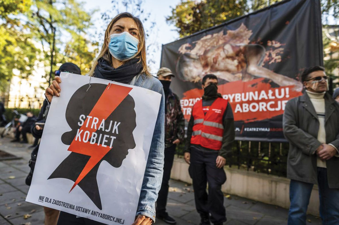 Inferno delle donne: proteste in Polonia per la legge sull’aborto