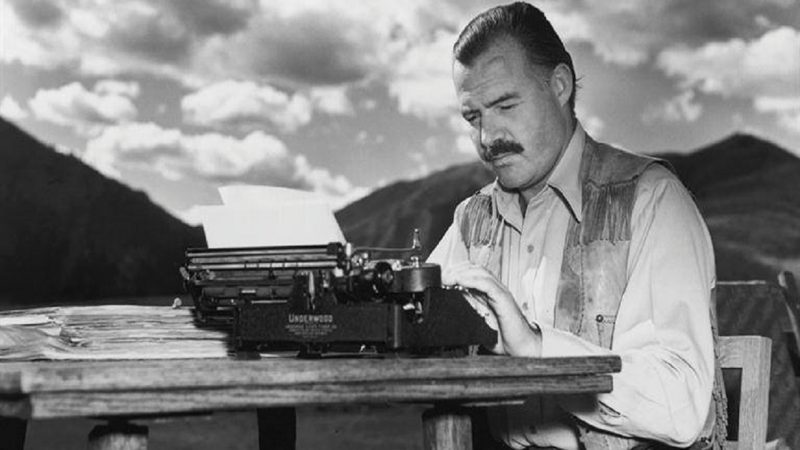 I nostri miti morti ormai, la scoperta di Hemingway